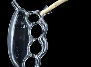 GLASS KNUCKLE BUBBLER